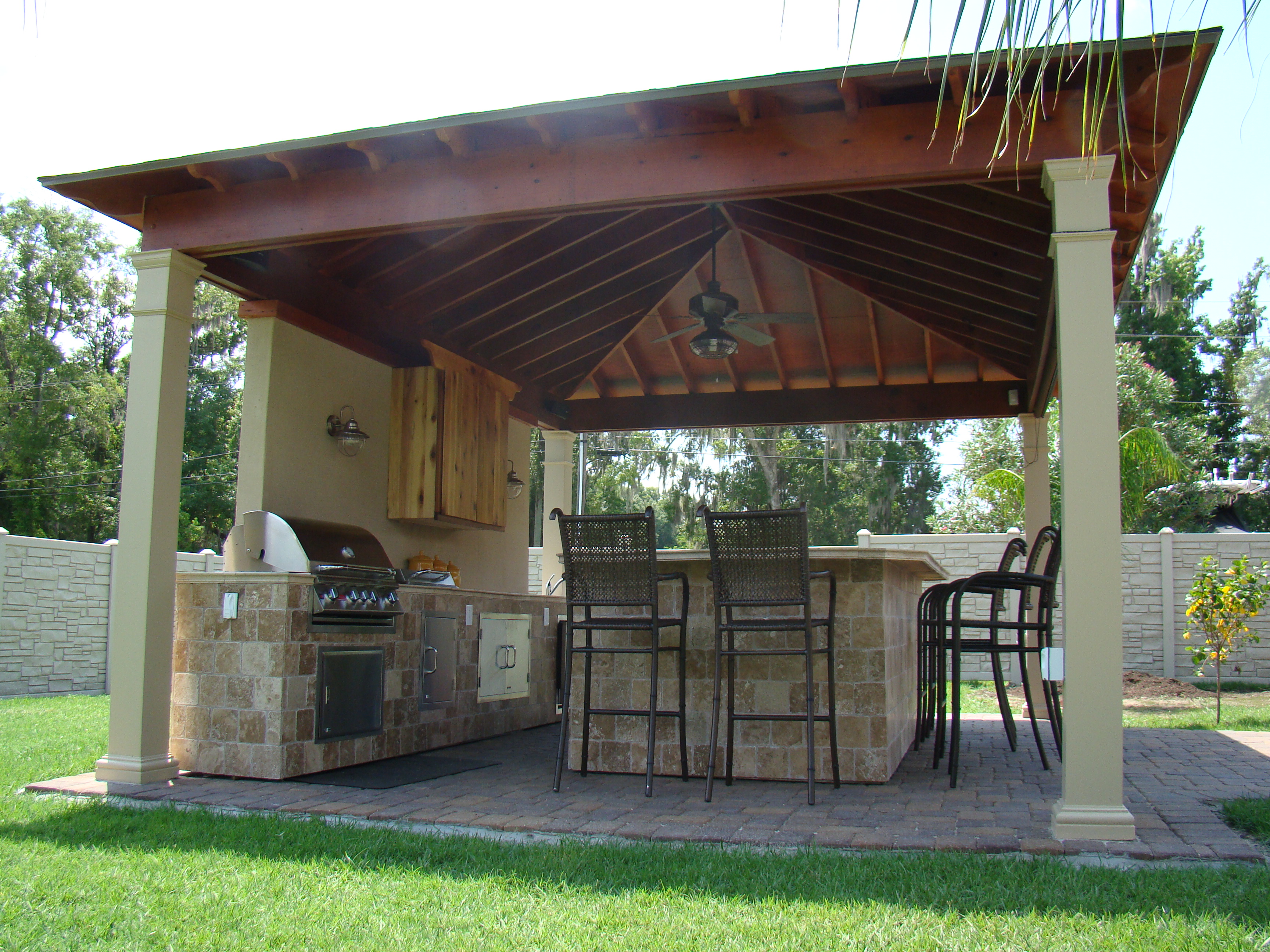 outdoor kitchen roofs